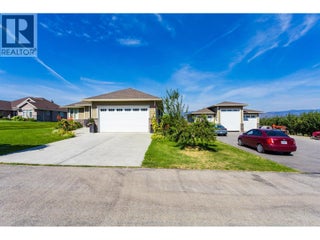 833 Mccurdy Road E. Kelowna, British Columbia