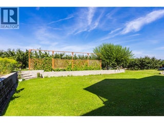 833 Mccurdy Road E. Kelowna, British Columbia