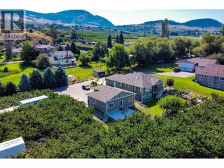 833 Mccurdy Road E. Kelowna, British Columbia