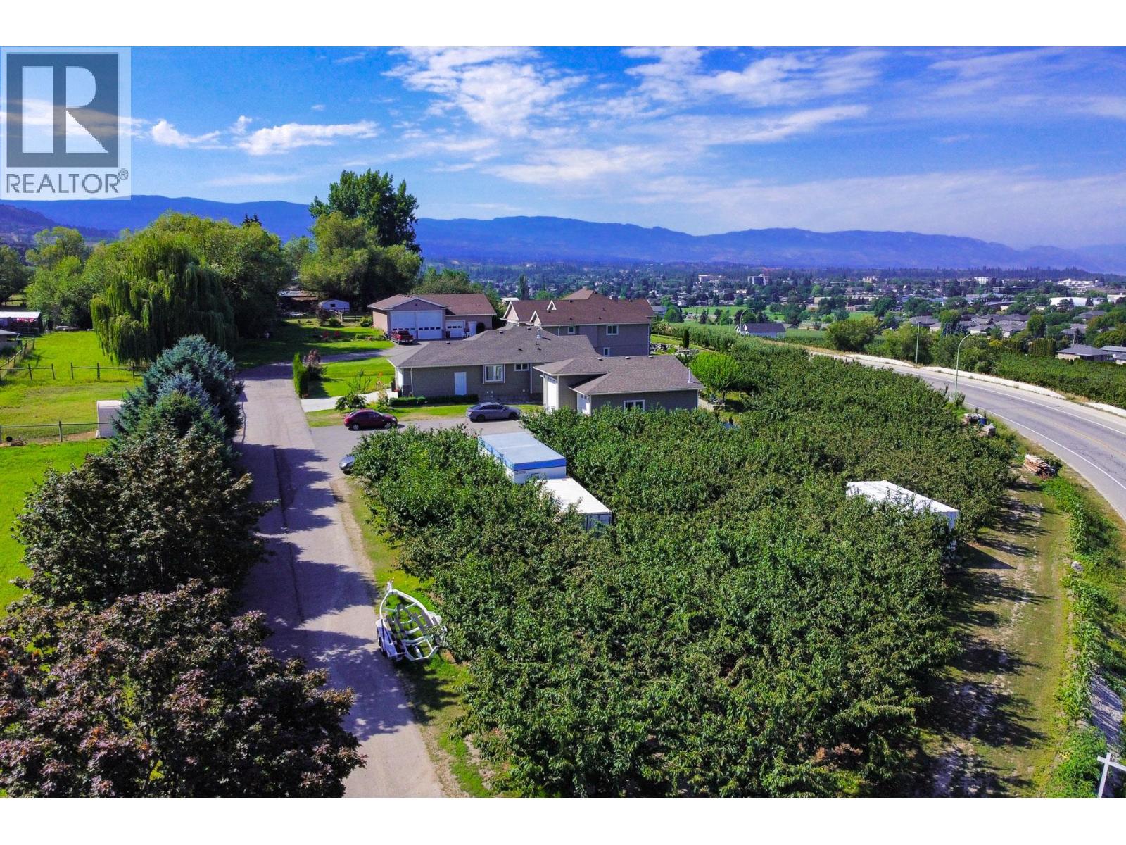 833 Mccurdy Road E. Kelowna, British Columbia
