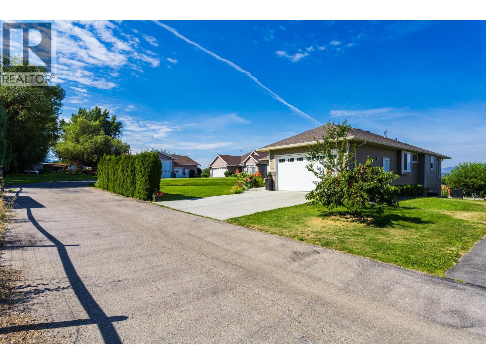 833 Mccurdy Road E. Kelowna, British Columbia