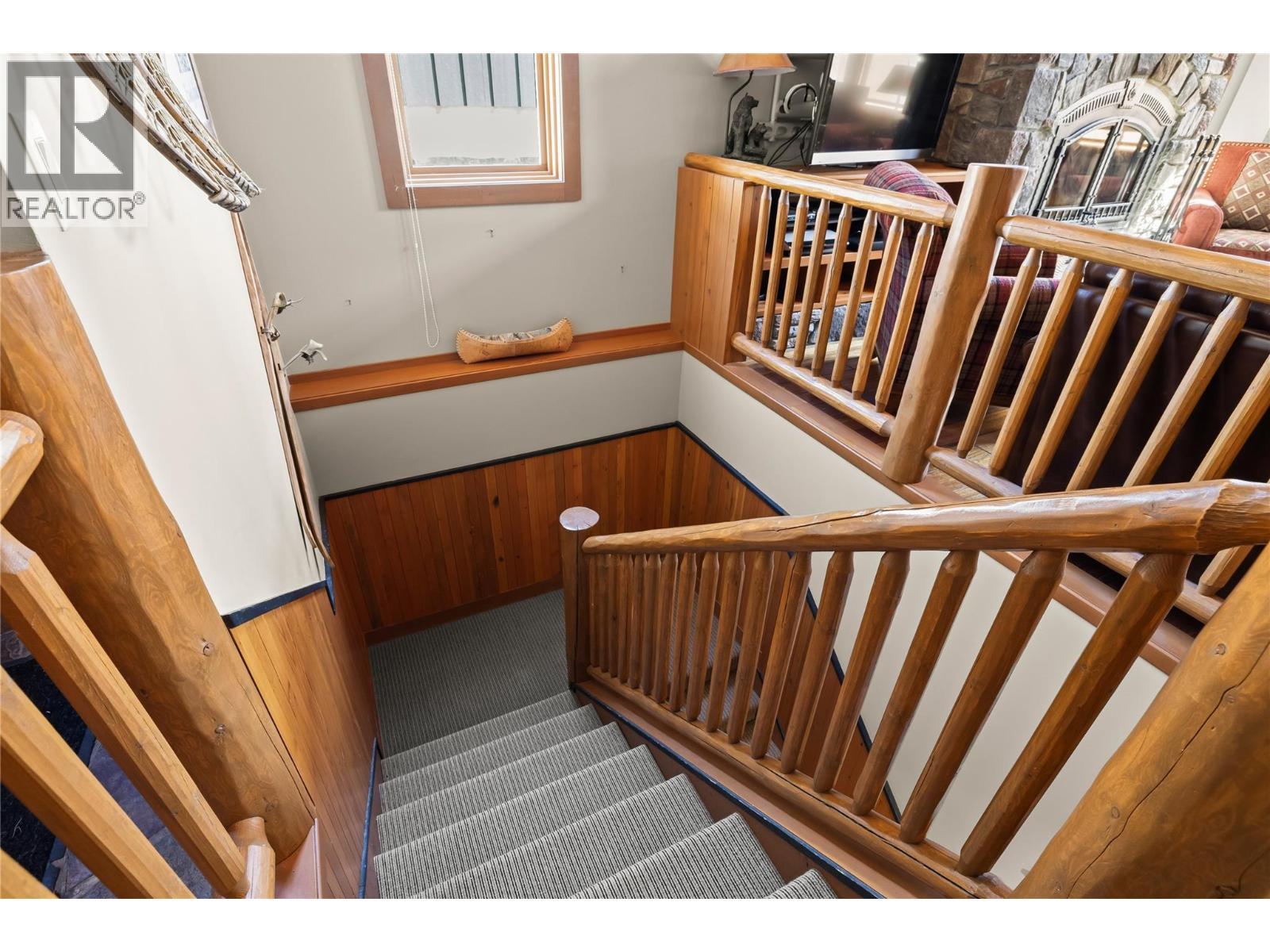 255 Feathertop Way Unit# 7. Kelowna, British Columbia