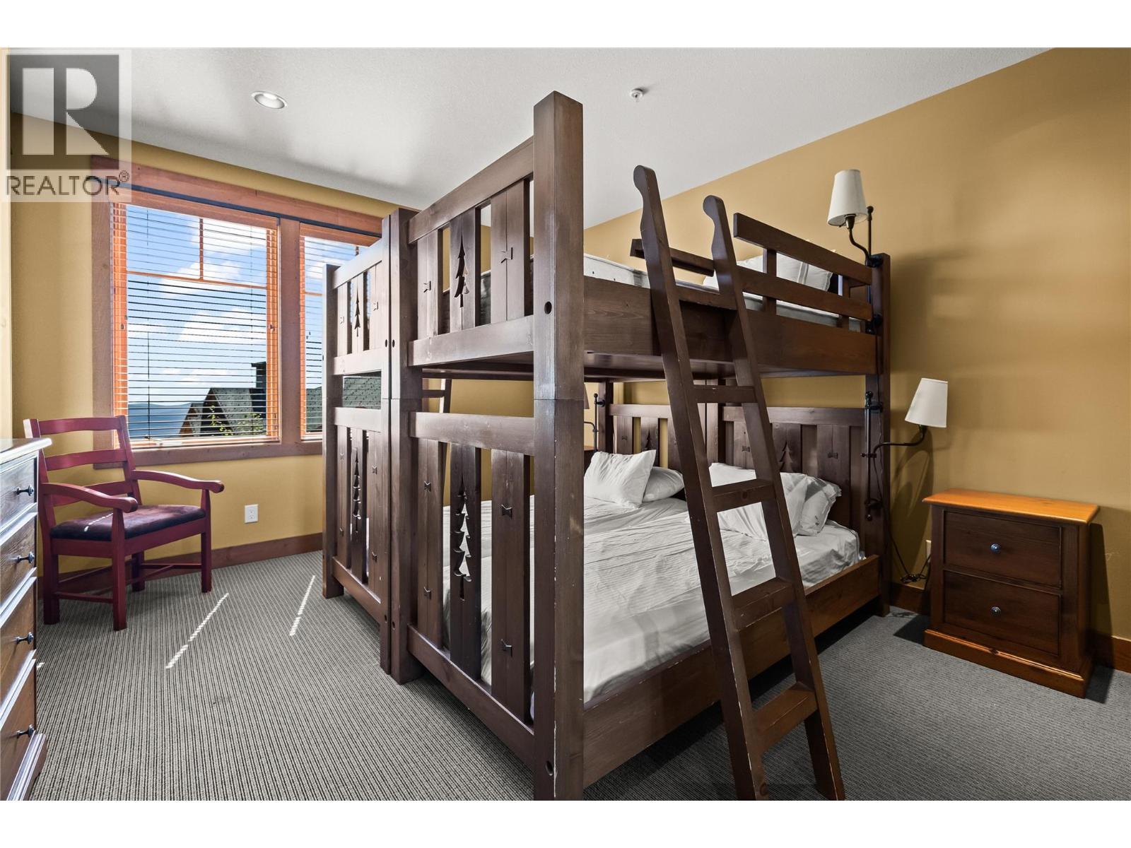 255 Feathertop Way Unit# 7. Kelowna, British Columbia