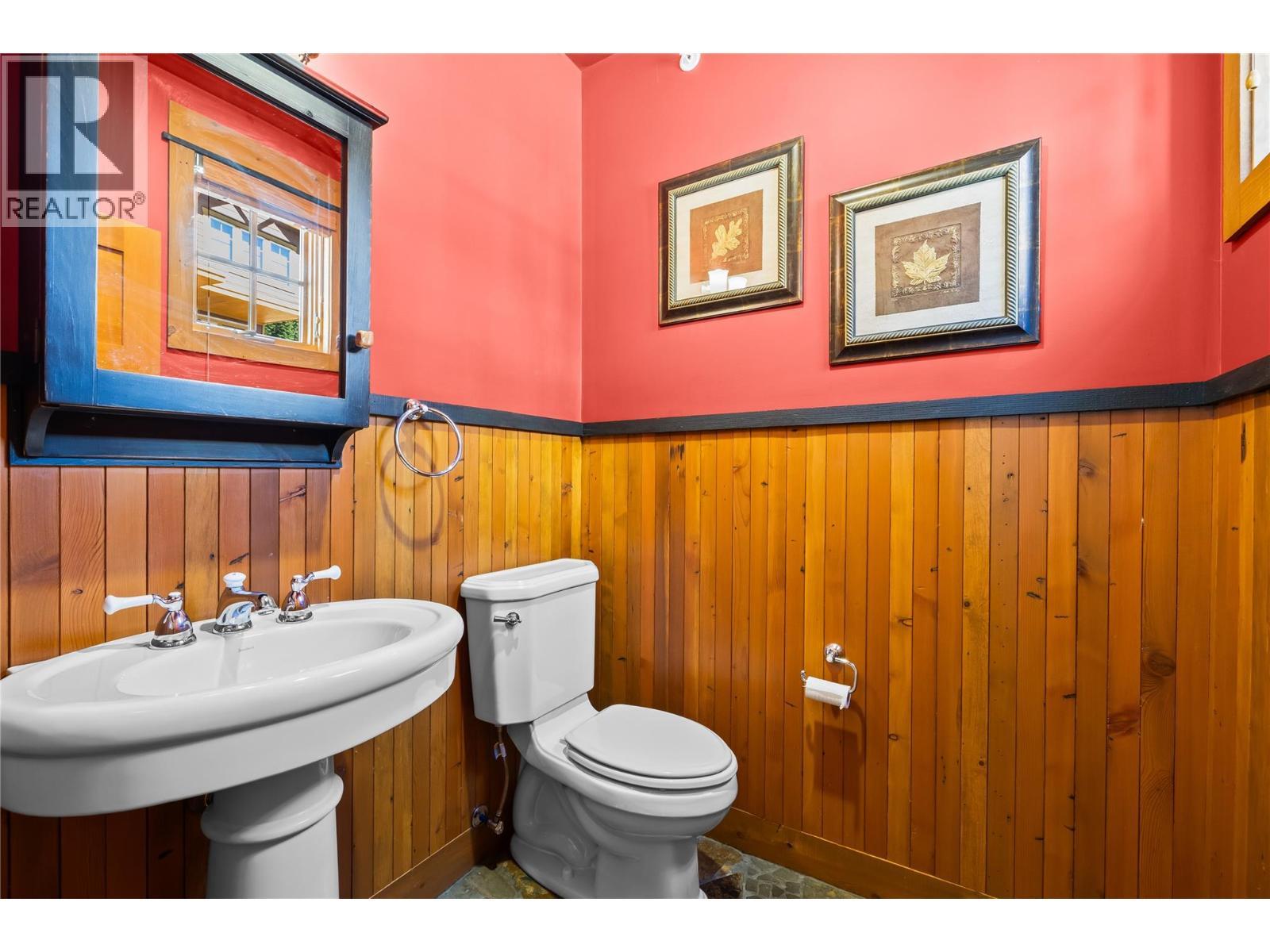 255 Feathertop Way Unit# 7. Kelowna, British Columbia