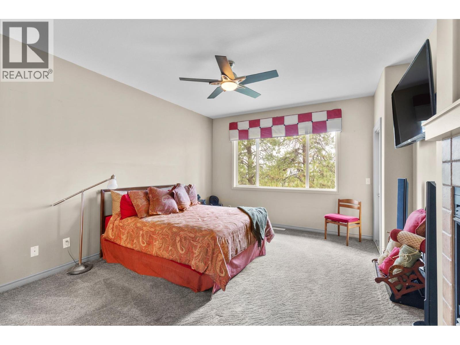 4520 Gallaghers Lookout Unit# 2. Kelowna, British Columbia