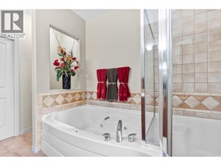 4520 Gallaghers Lookout Unit# 2. Kelowna, British Columbia