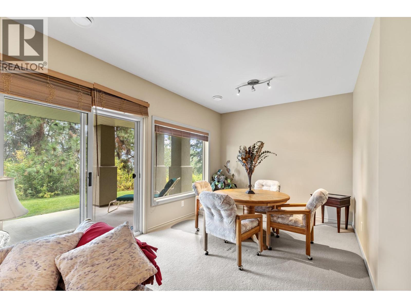 4520 Gallaghers Lookout Unit# 2. Kelowna, British Columbia