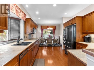 4520 Gallaghers Lookout Unit# 2. Kelowna, British Columbia