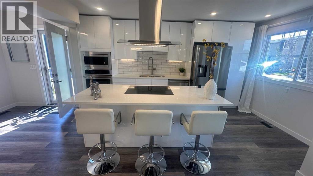 206, 6223 31 Avenue Nw, Calgary