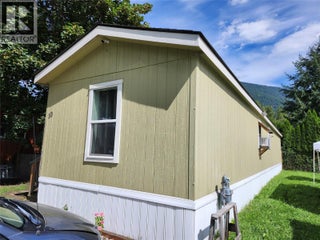 318 Humbert Street Unit# 10. Revelstoke, British Columbia