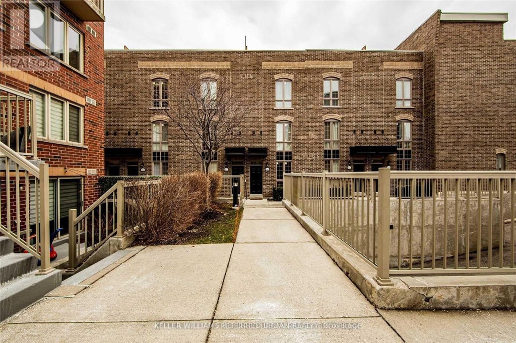 37 - 3 Elsie Lane, Toronto (dovercourt-Wallace Emerson-Junction)