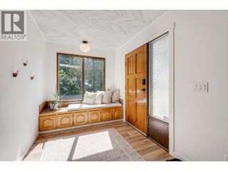 1590 Willow Crescent. Kelowna, British Columbia