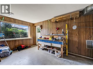 1590 Willow Crescent. Kelowna, British Columbia