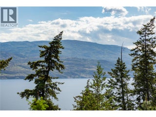7260 Highway 97 Highway S. Peachland, British Columbia