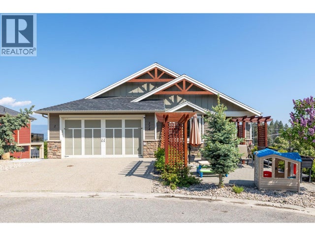374 Trumpeter Court, Kelowna