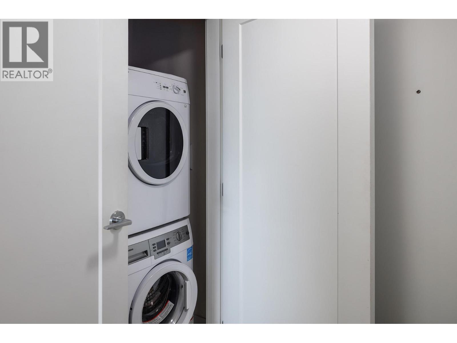 485 Groves Avenue Unit# 607. Kelowna, British Columbia