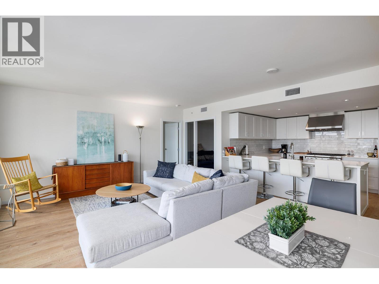 485 Groves Avenue Unit# 607. Kelowna, British Columbia