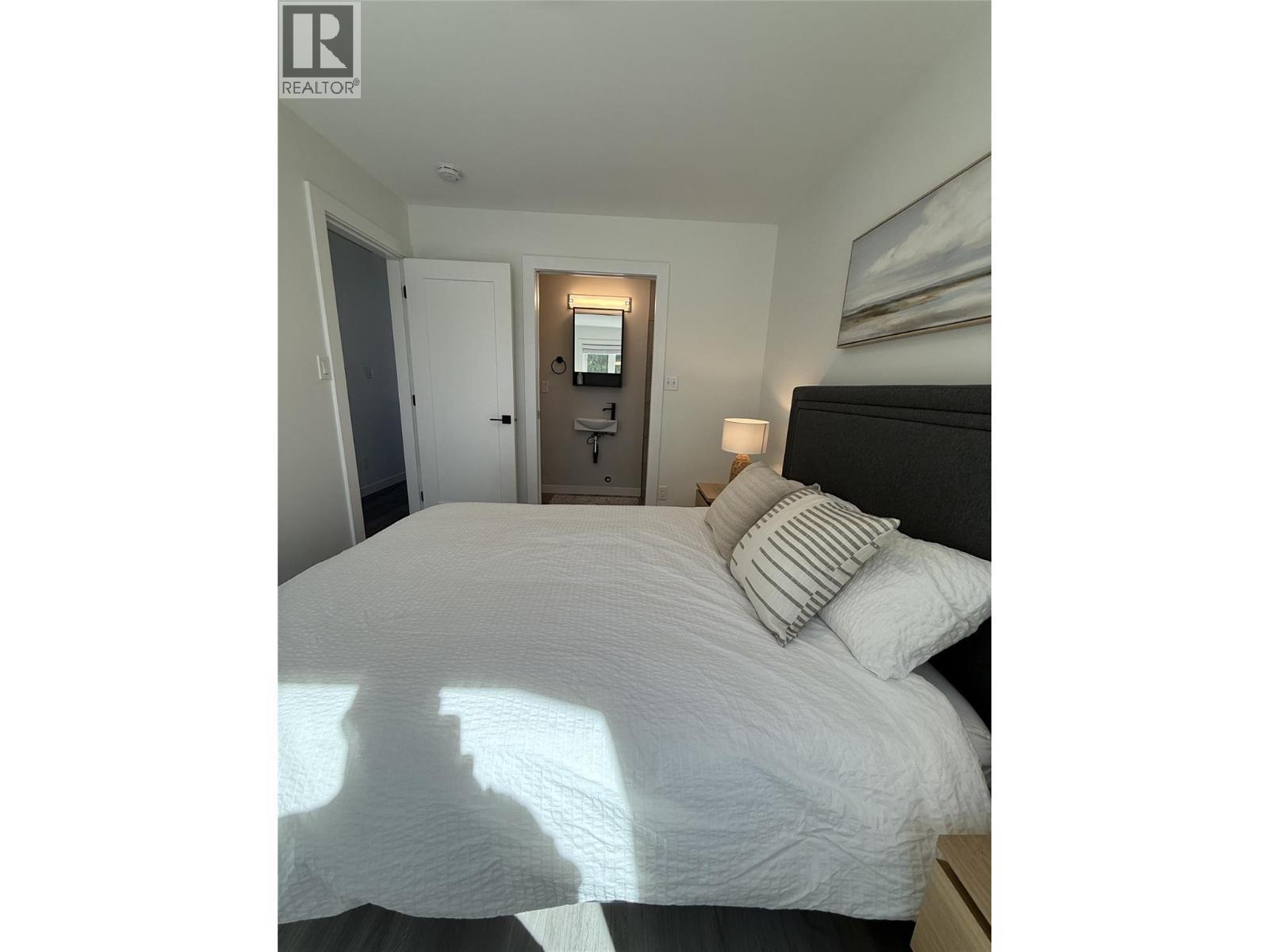 8807 Gala Crescent. Osoyoos, British Columbia