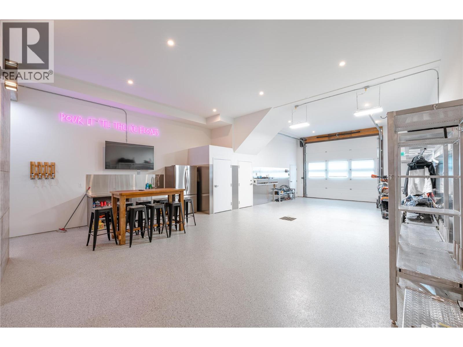 1240 Powerhouse Road Unit# 3105/3205. Revelstoke, British Columbia