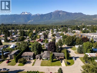 1017 Cottonwood Street. Revelstoke, British Columbia