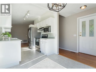 1017 Cottonwood Street. Revelstoke, British Columbia