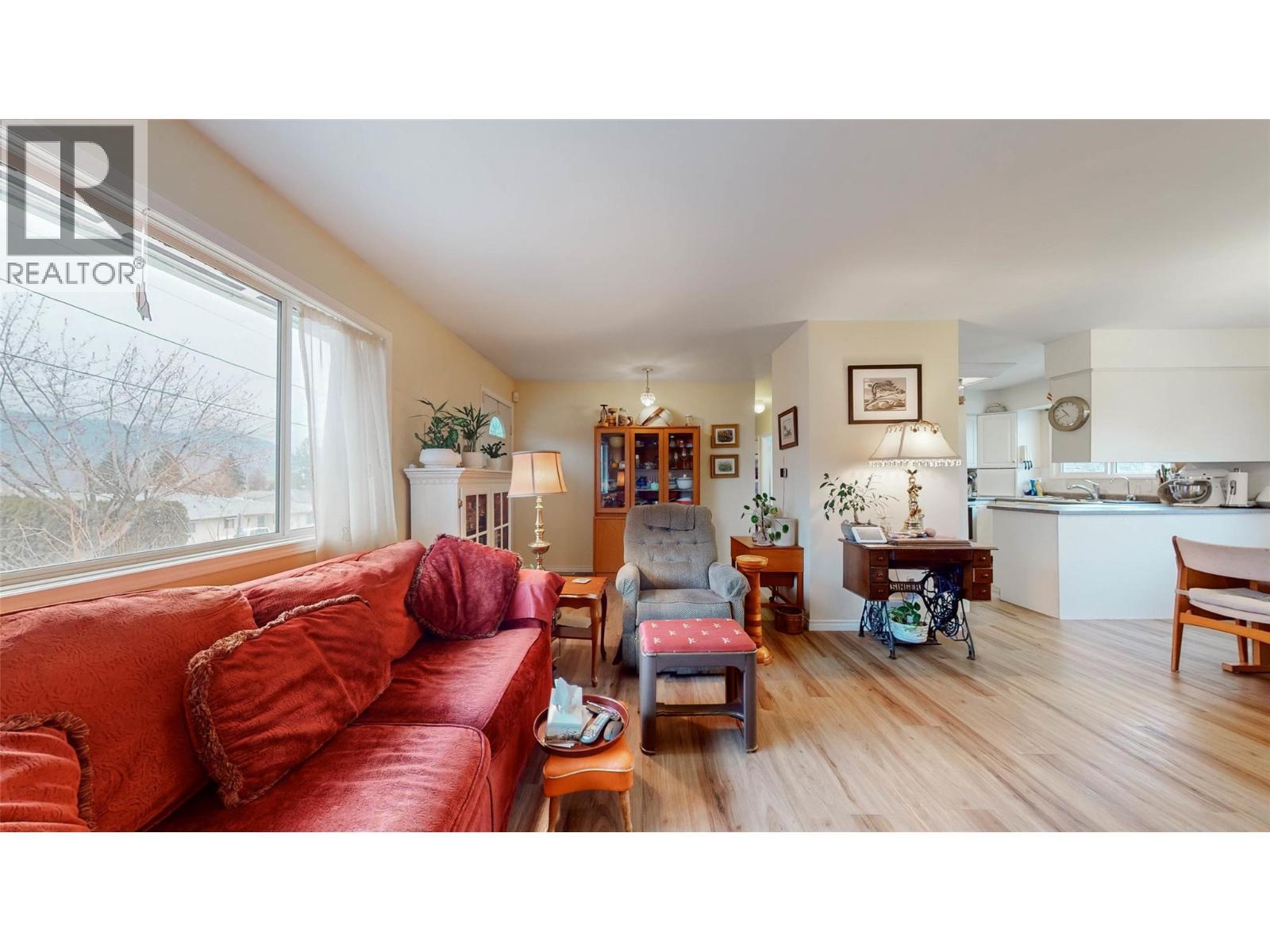 20 Finch Crescent. Osoyoos, British Columbia