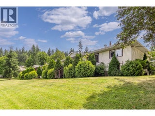 1120 Shuswap Street Se. Salmon Arm, British Columbia