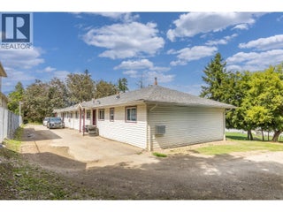 1120 Shuswap Street Se. Salmon Arm, British Columbia