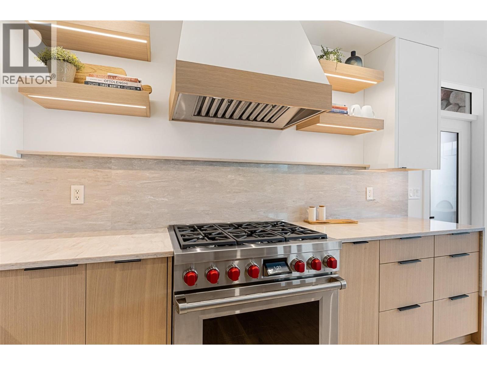 15419 Lakeshore Drive N Unit# 10. Summerland, British Columbia