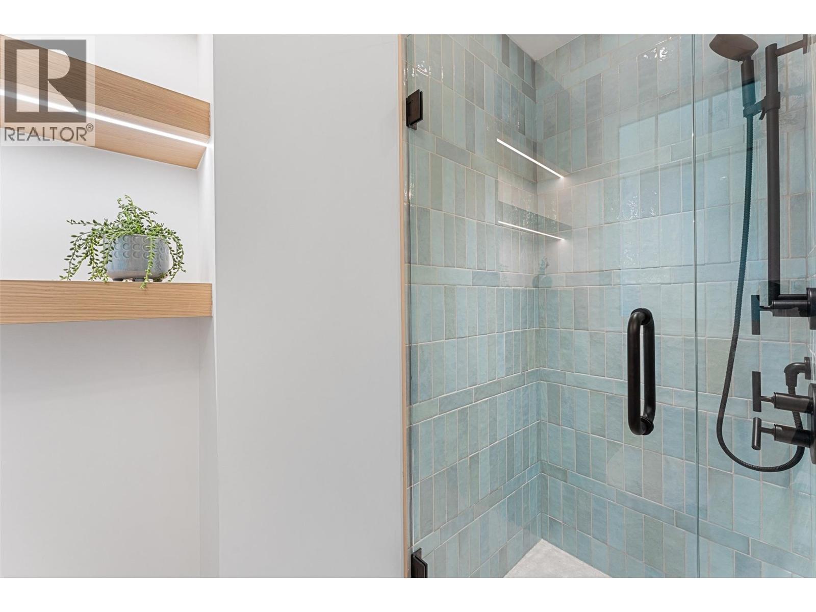 15419 Lakeshore Drive N Unit# 10. Summerland, British Columbia