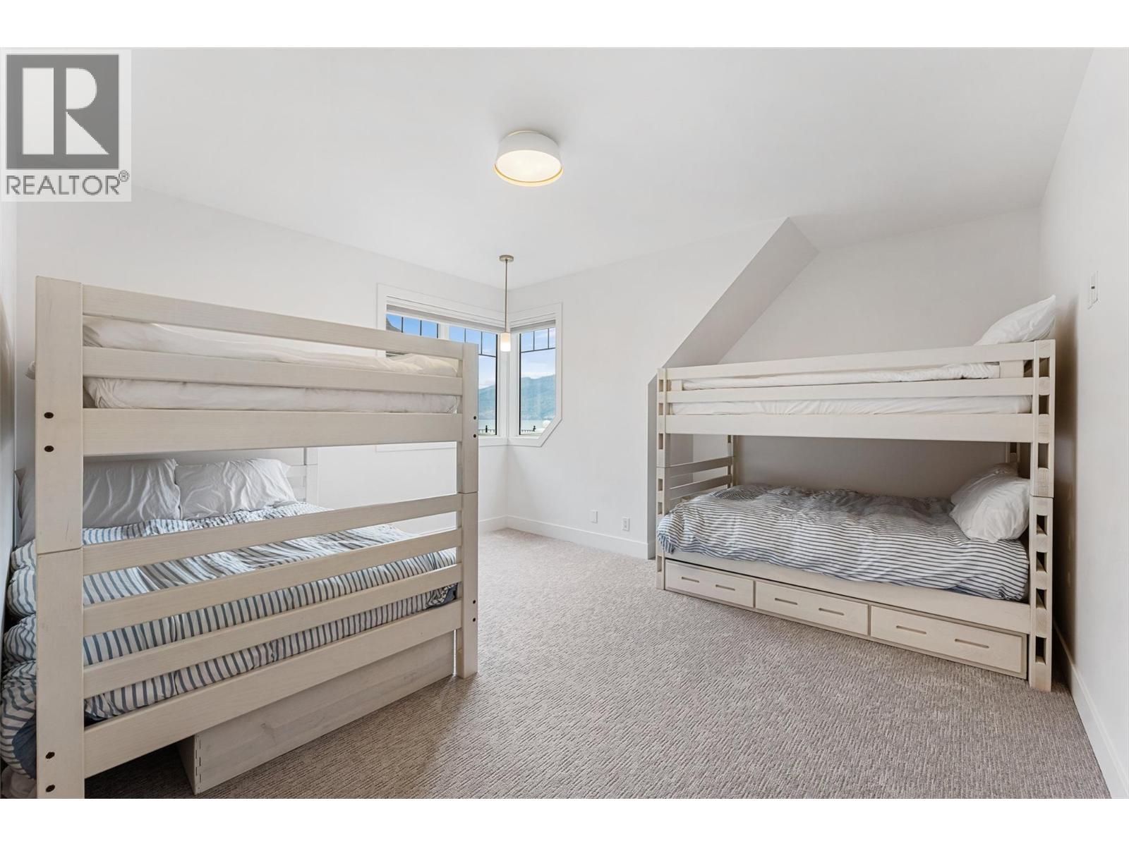 15419 Lakeshore Drive N Unit# 10. Summerland, British Columbia