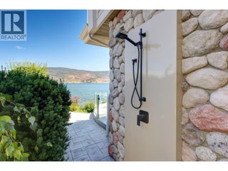 15419 Lakeshore Drive N Unit# 10. Summerland, British Columbia