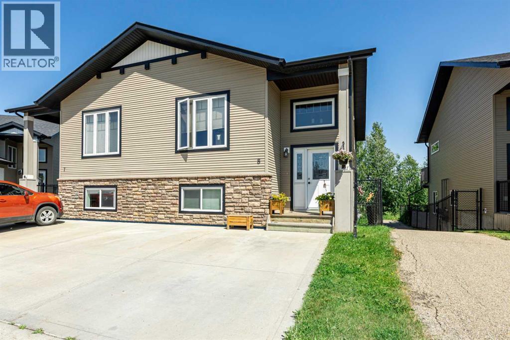 8, 4546 Iron Wolf Place, Lacombe