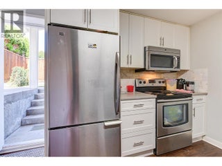 620 - 622 Birch Avenue. Kelowna, British Columbia