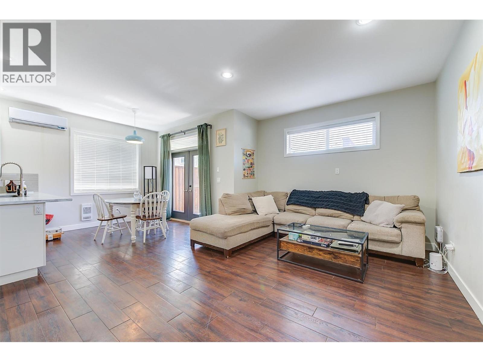 620 - 622 Birch Avenue. Kelowna, British Columbia