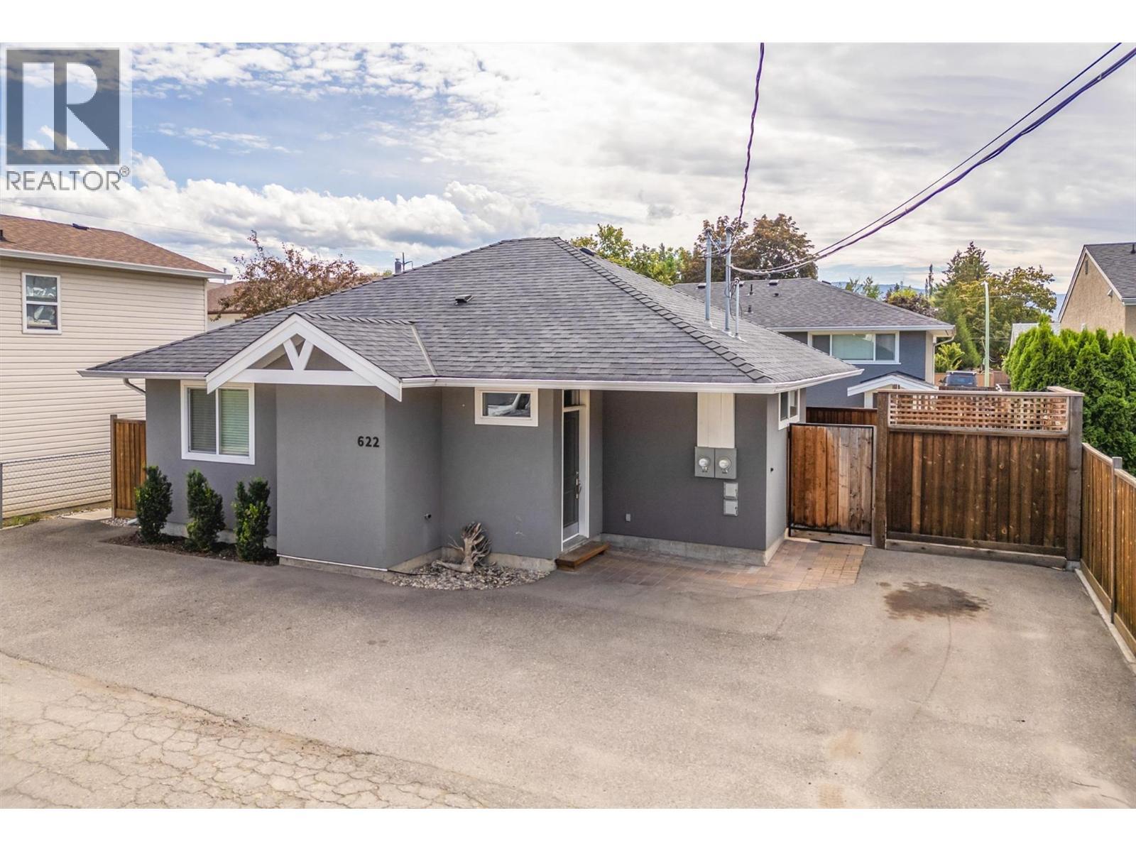 620 - 622 Birch Avenue. Kelowna, British Columbia