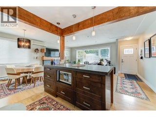 620 - 622 Birch Avenue. Kelowna, British Columbia