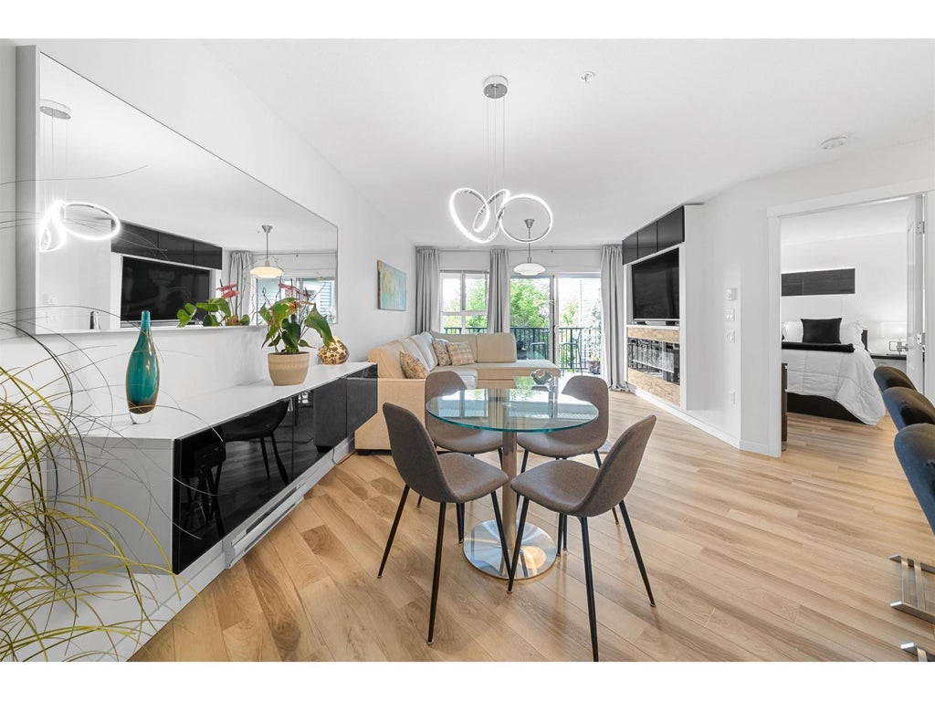 314 3323 151 Street, Surrey