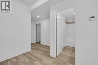 1057 Frost Road Unit# 218. Kelowna, British Columbia