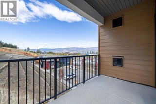 1057 Frost Road Unit# 218. Kelowna, British Columbia