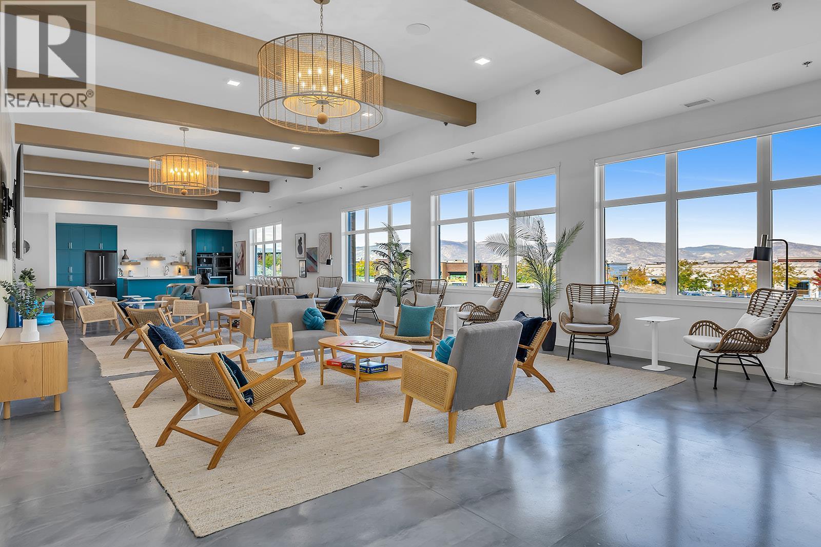 1057 Frost Road Unit# 218. Kelowna, British Columbia