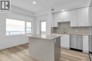 1057 Frost Road Unit# 218. Kelowna, British Columbia