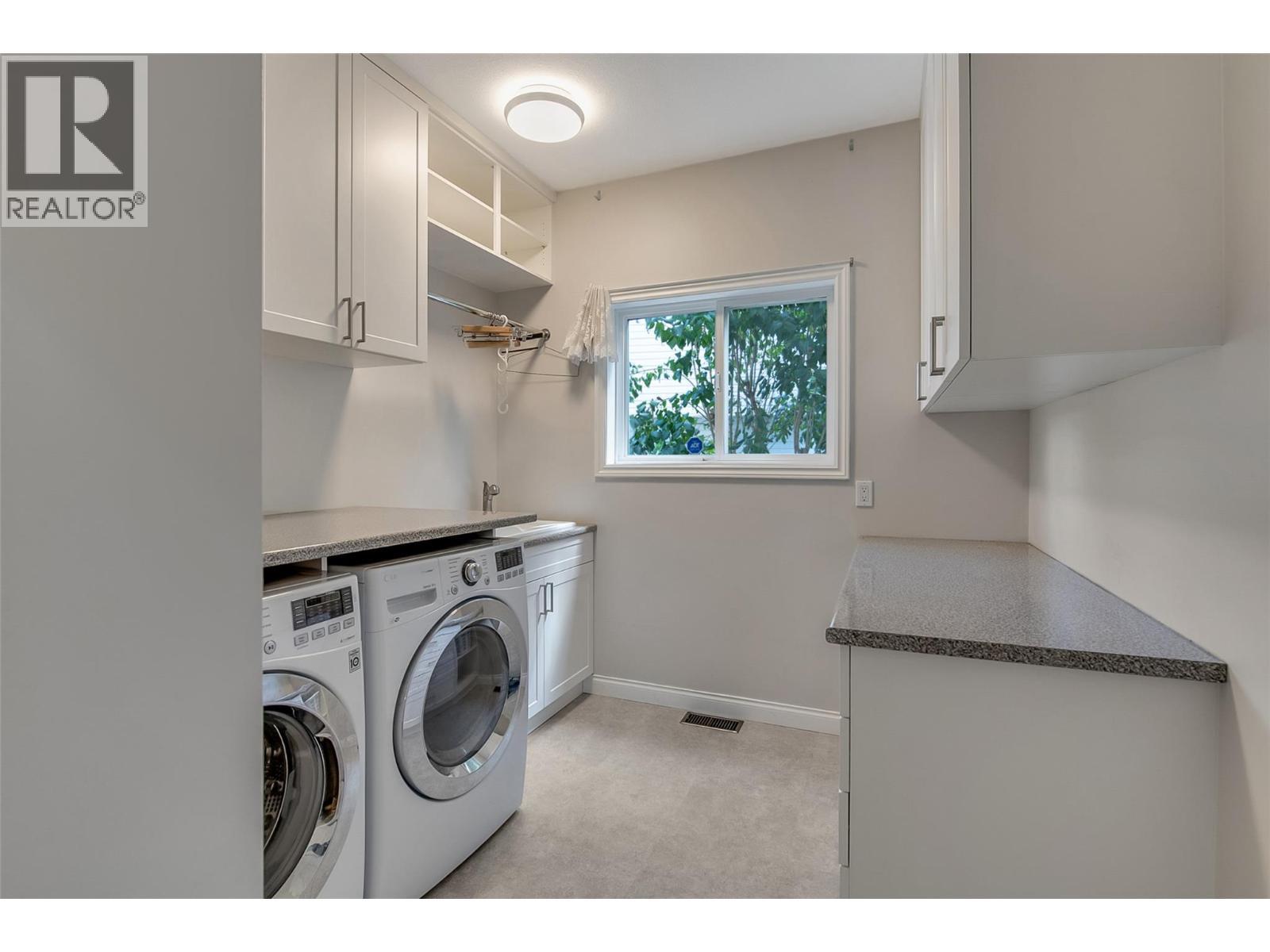 2317 Teal Place. Vernon, British Columbia