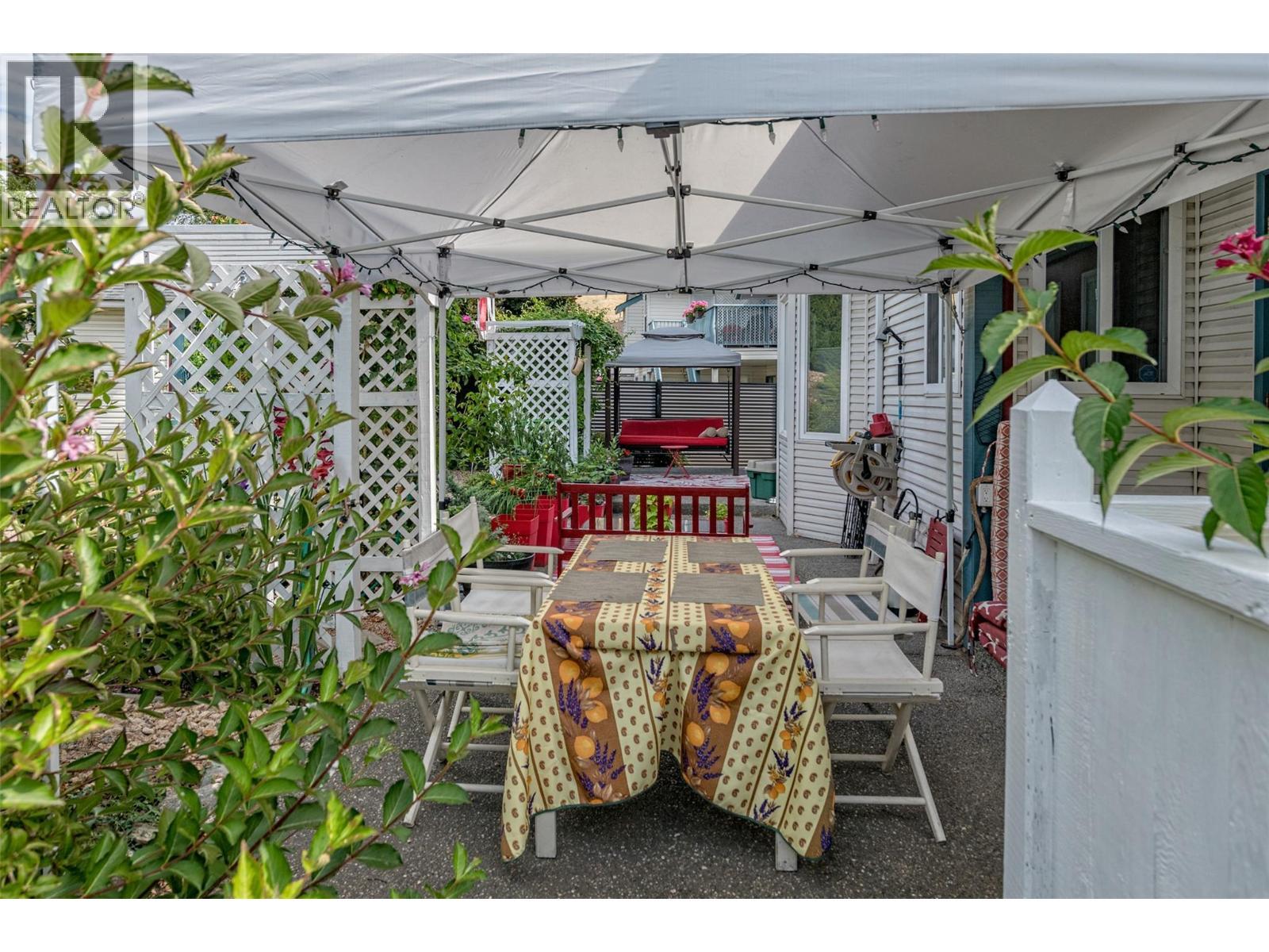 2317 Teal Place. Vernon, British Columbia