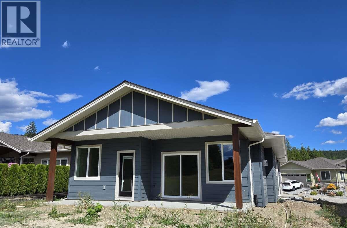 2715 Golf Course Drive Unit# 30. Blind Bay, British Columbia