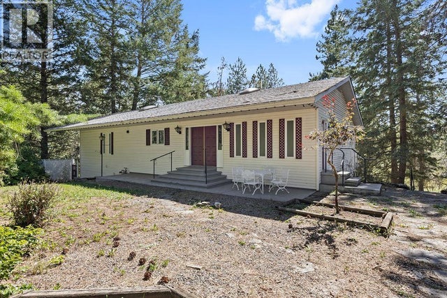 4340 Sharp Road, Armstrong