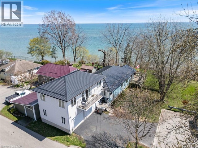 2 Buena Street, Port Dover