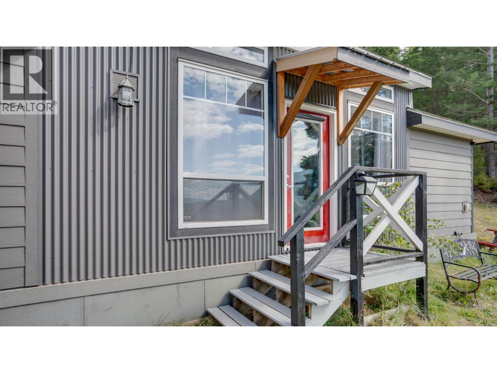 4050 White Lake Road. Sorrento, British Columbia