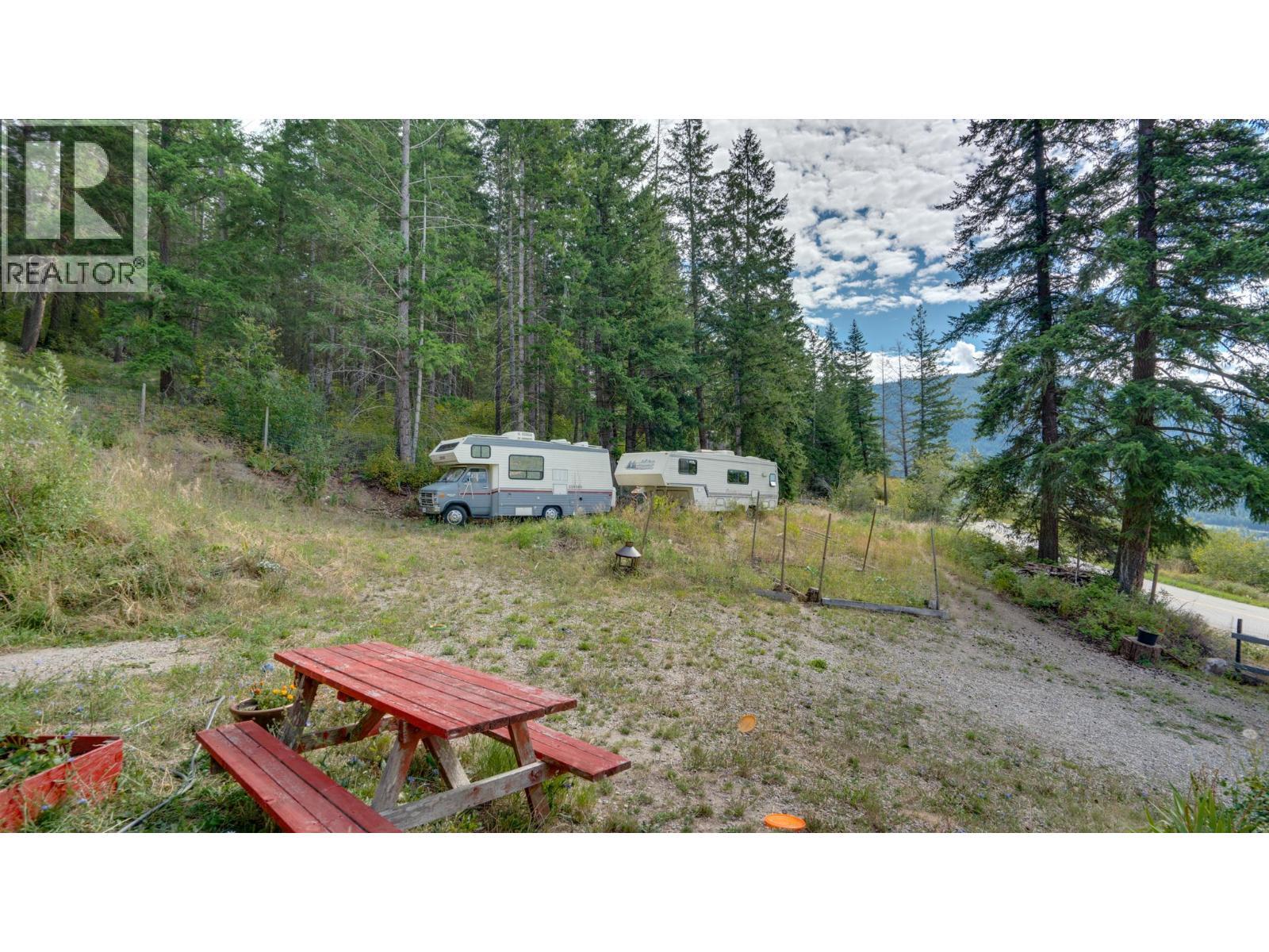 4050 White Lake Road. Sorrento, British Columbia