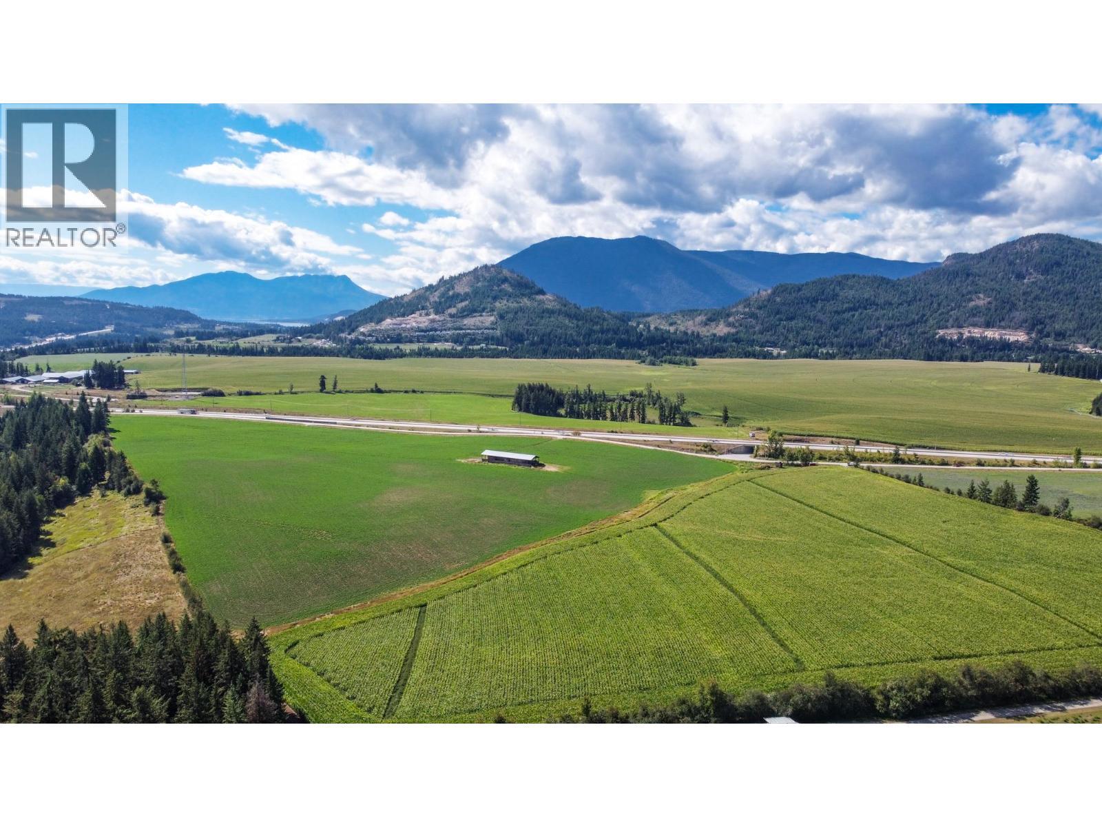 4050 White Lake Road. Sorrento, British Columbia